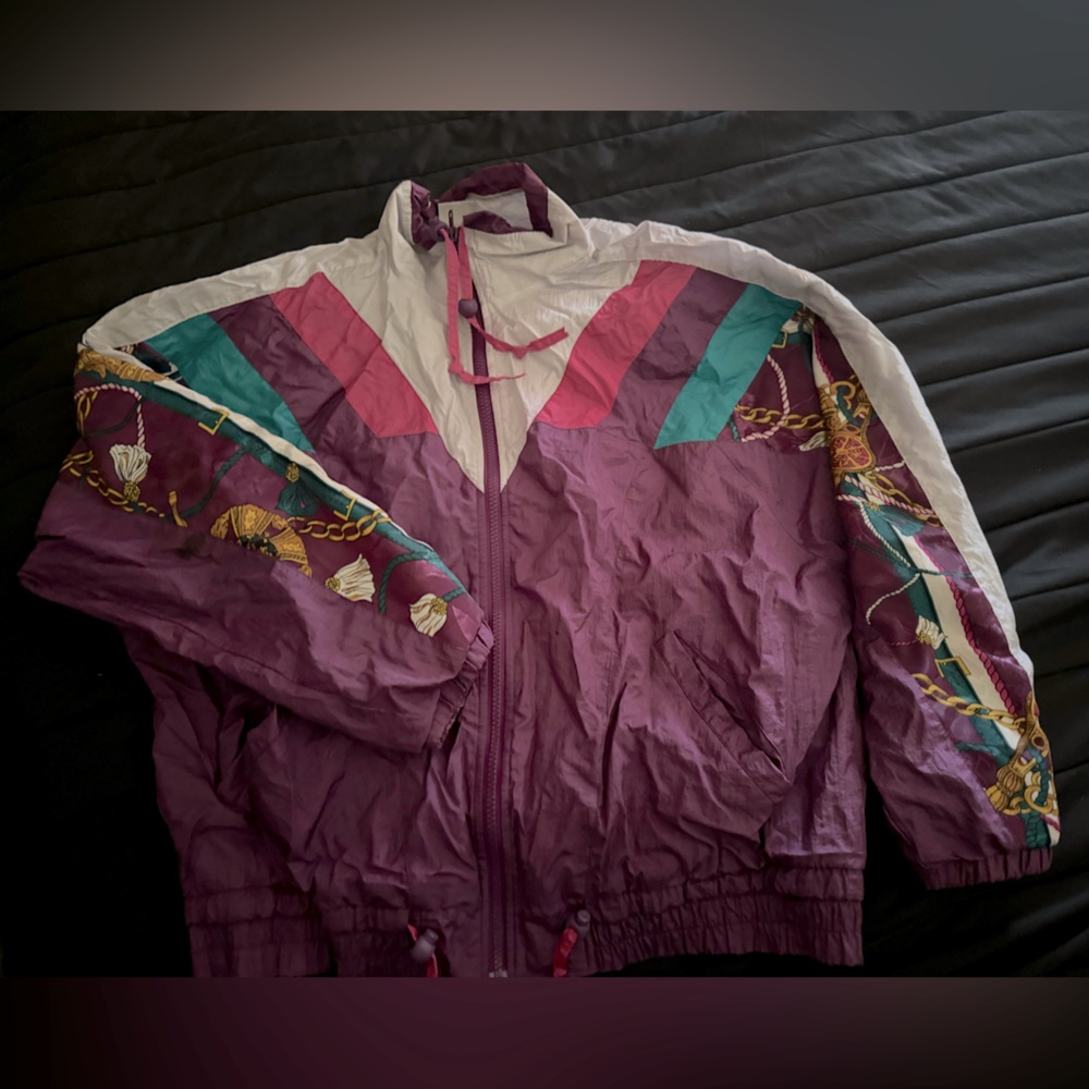 ROCK CASUALS
CREEK Windbreaker